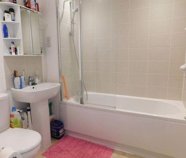 2 bedroom apartment to rent - Photo 6