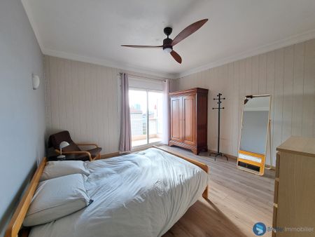 Location Appartement 3 pièces 75m² TOULON 83200 - Photo 4