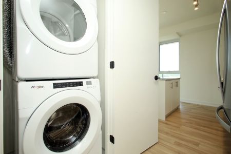 For Lease - 335 Wheat Boom Drive Unit# 1507, Oakville, Ontario - Photo 3