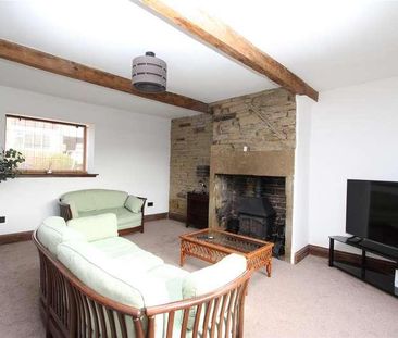 Bradshaw Lane, Halifax, HX2 - Photo 1