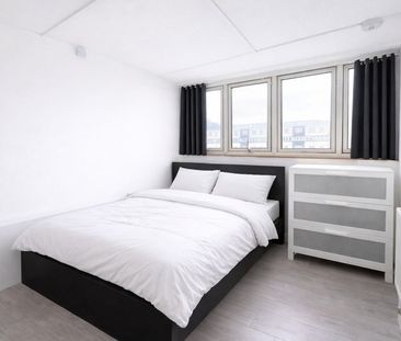 Room in a Shared House, London, SW11 - Photo 4