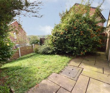 2, Abbeydale Garth, Kirkstall, Leeds, West Yorkshire, LS5 3RQ - Photo 6