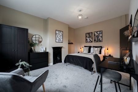 2 Bed Terraced House, Haddon Avenue, LS4 - Photo 3