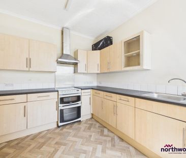 2 bedroom maisonette to rent - Photo 6