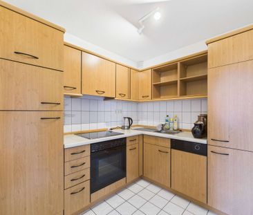 Helle 2-Raum Dachgeschosswohnung mit Balkon in Rodewisch, Steinberg... - Photo 4