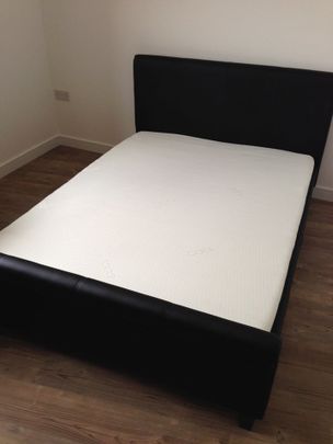 2 Bed Flat, Robinia House, SE16 - Photo 1