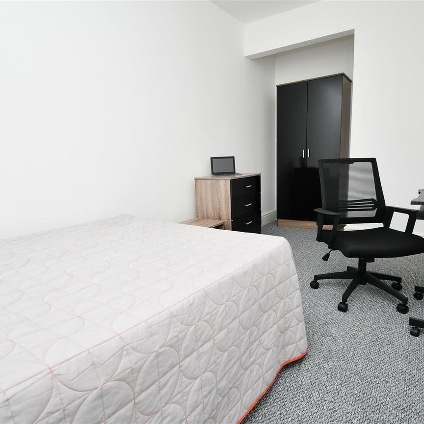 1 bed house share to rent in Albert Street, Burnley, BB11 - Photo 1