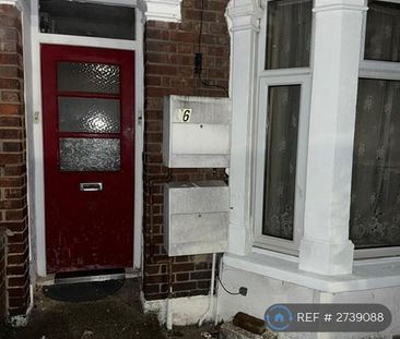2 bedroom terraced house to rent - Photo 3