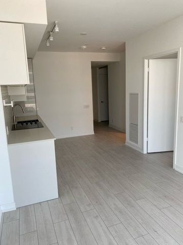 For Lease - 5 Buttermill Avenue Unit# 802, Vaughan, Ontario - Photo 2