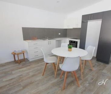 MODERN GRANNY FLAT IN A CONVENIENT LOCATION - Photo 3