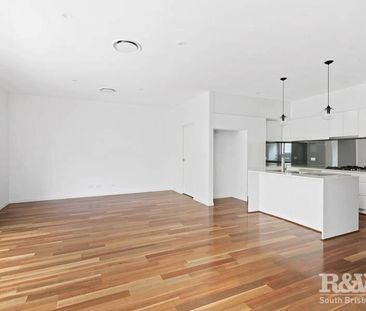 2/87 Jackson Street, Hamilton - Photo 2