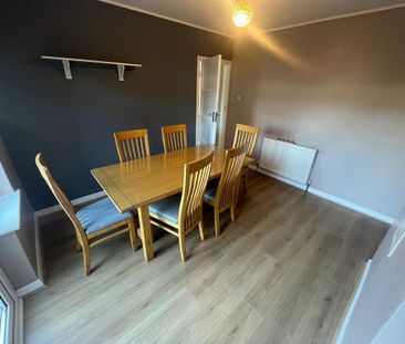 3 bedroom terraced house to rent - Photo 2