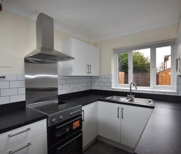 4 bedroom detached house to rent - Photo 5