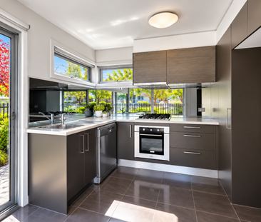 1 / 2 Dunoon Street, MURRUMBEENA - Photo 4