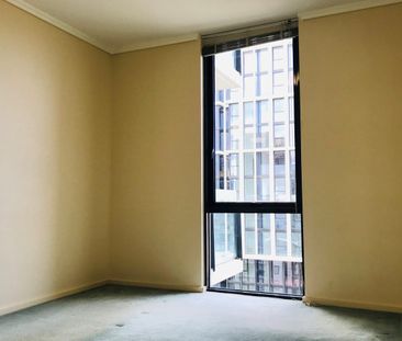 The Capri - Unobstructed view on Level 13 - Photo 1