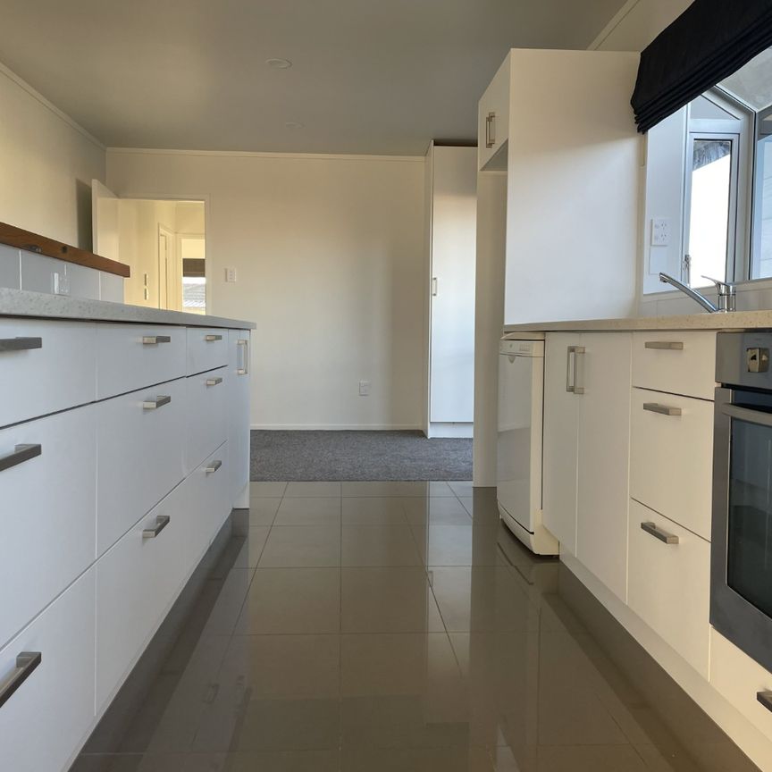 Tarbet Street, Flaxmere - Photo 1