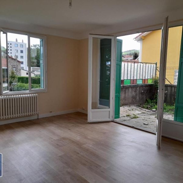 Location Maison 3 pièces 70m² LA RICAMARIE 42150 - Photo 1