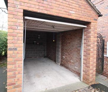 2 bedroom semi-detached house to rent - Photo 6