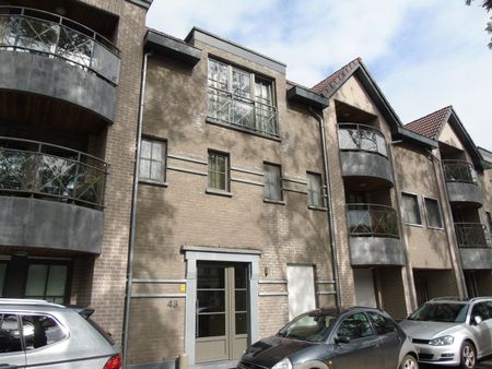 Instapklaar ruim appartement met 1 slpk en terras - Photo 2