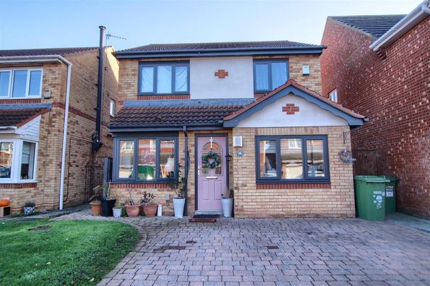 3 bedroom detached house to rent - Photo 1