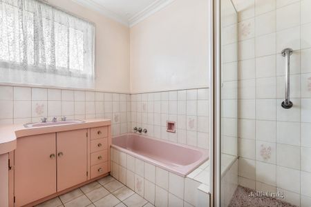 8 Wood Street, Soldiers Hill - Photo 3