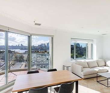 NORTH FACING APARTMENT WITH HARBOUR VIEWS | Furnished - Photo 3