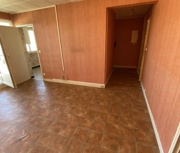 Appartement T2 de 45m2 tout proche du centre-ville - Photo 2