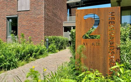 Prachtig 3-kamer appartement met balkon, berging en parkeerplaats - Foto 4