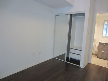 For Lease - 835 St. Clair Avenue Unit# 402, Toronto, Ontario - Photo 2