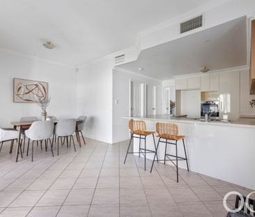 Open the Door to Spacious, Sunlit Townhouse Living in Campbelltown - Photo 4