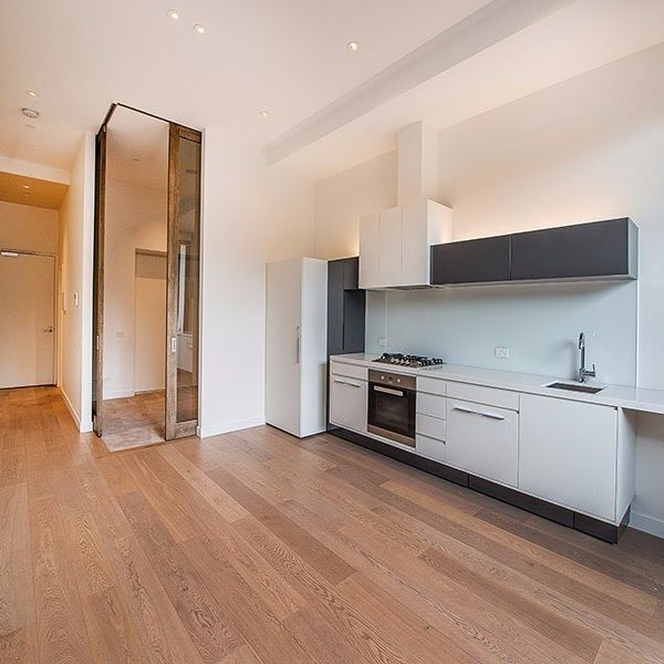 An Impressive&comma; Contemporary Ground Floor Apartment&excl; - Photo 1