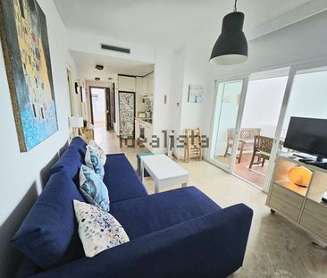 Alquiler de ático en Calle Trajano - Photo 6