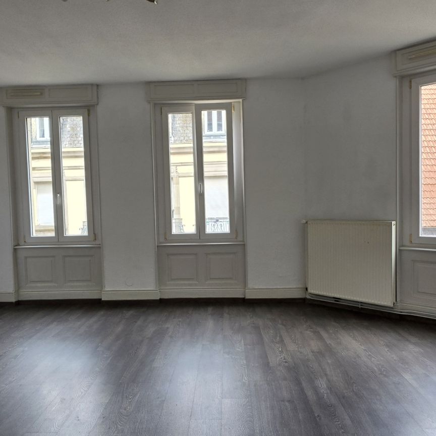 Location Appartement 3 pièces 88m² MULHOUSE 68100 - Photo 1
