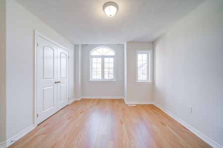 For Lease - 29 Bamburg Street, Georgina, Ontario - Photo 5