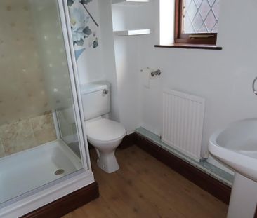 4 bedroom detached house to rent - Photo 6
