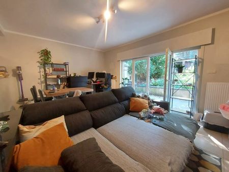 Appartement te huur - foto 2