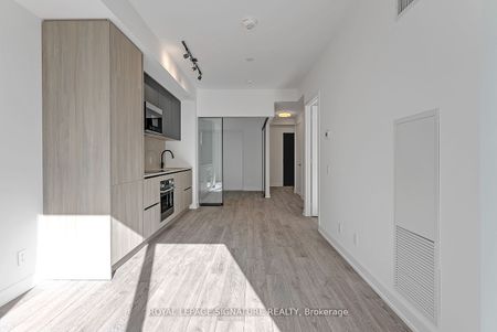 For Lease - 108 Peter Street Unit# 810, Toronto, Ontario - Photo 3
