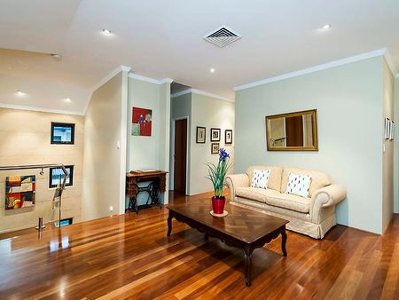 77 Peel Street, Jolimont WA 6014 - House For Rent | Domain - Photo 4
