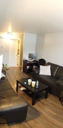 1 CH - 1 SDB - Québec - $897 /mo - Photo 1