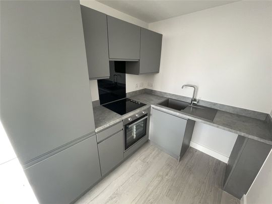 1 bedroom Flat To Rent - Photo 1