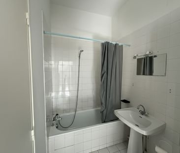 Location Appartement 1 pièce 35m² NANTES 44000 - Photo 5