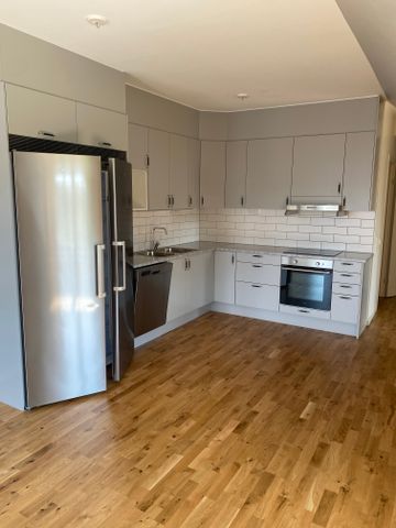 Keramikens väg, Märsta - Photo 4