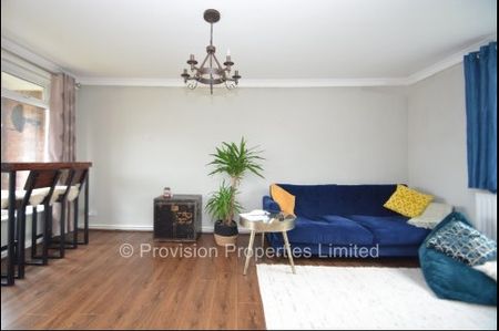 2 Bedroom Flat Foxhill Court Weetwood - Photo 5