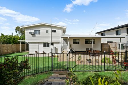 Perfect Family Home in Mount Pleasant - Photo 5