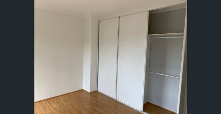 3 BEDROOM APARTMENT - Photo 2