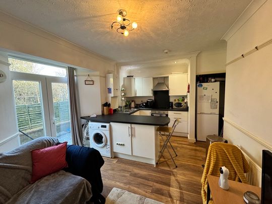 Somerset Road, Huntington - P10907 - Photo 1