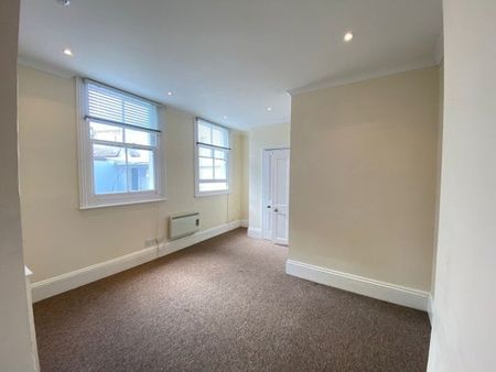 Adelaide Crescent, Hove, BN3 2JH 0 bedroom flat to rent - Photo 5