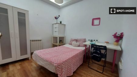 madrid, Community of Madrid 28013 - Photo 3