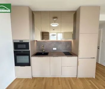 Jetzt schnell sichern: Exklusive 2-Zimmer-Wohnung mit Loggia und Pool im VIENNA TWENTY TWO - Photo 3