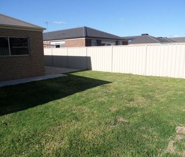 15 Castleton Street - Photo 5